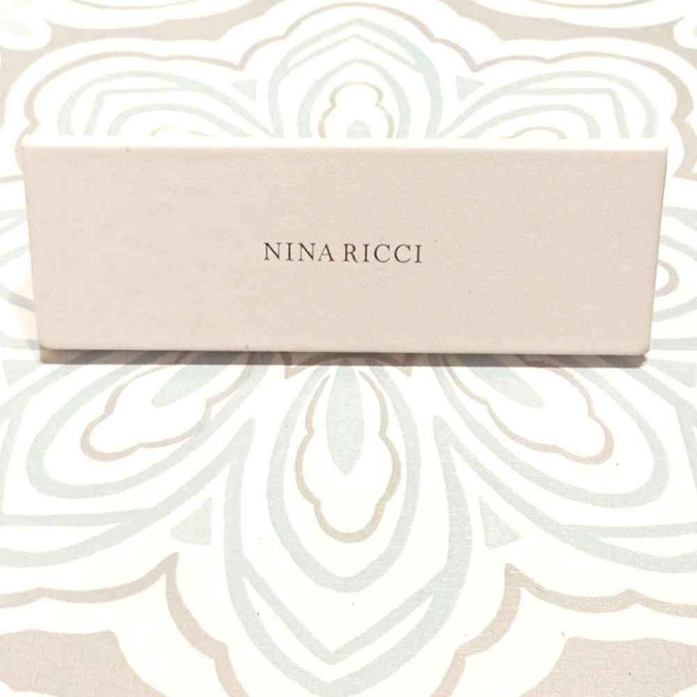 NINA RICCI White trifold eyewear protection case accessory organizer